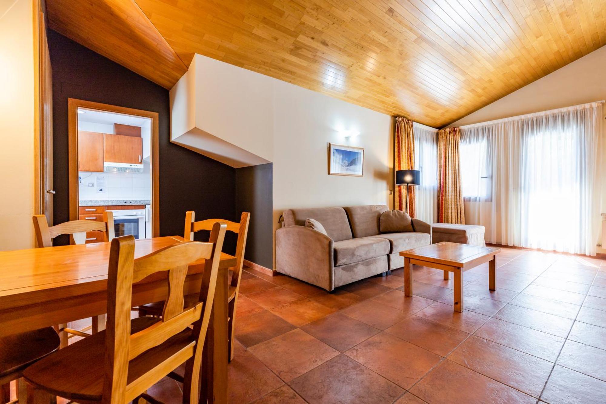Apartaments Sant Moritz Arinsal Exterior photo