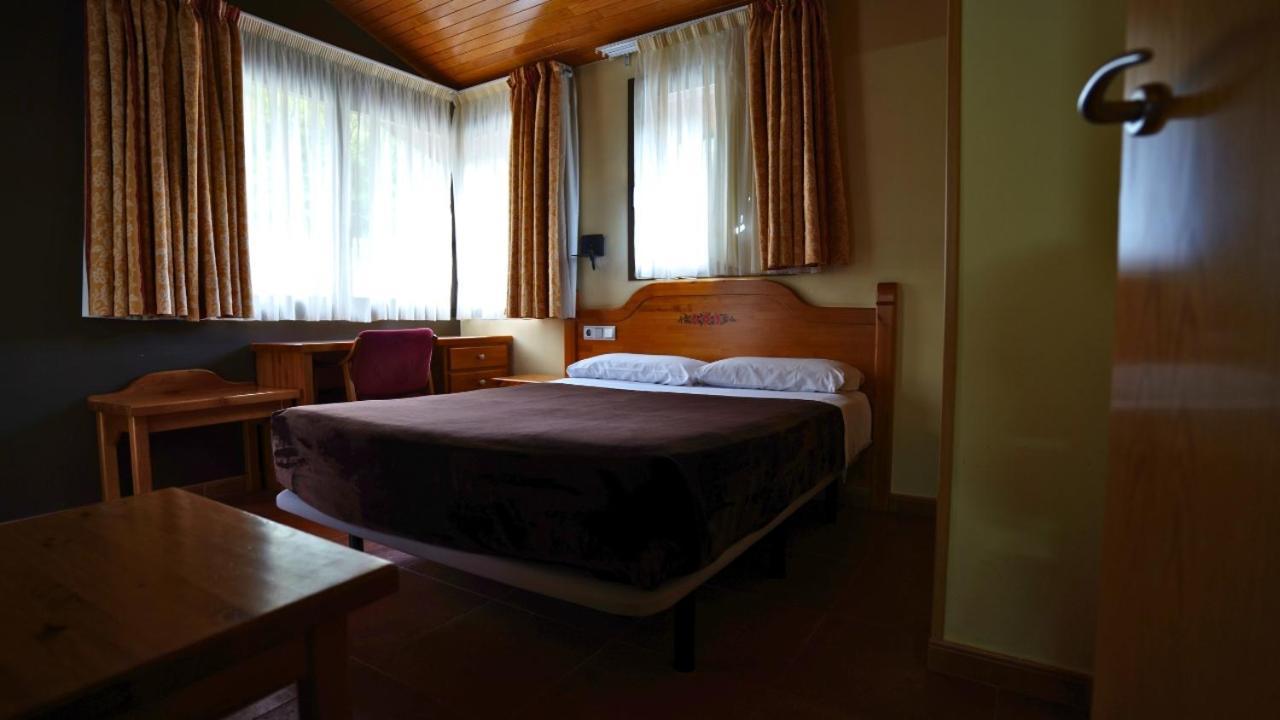Apartaments Sant Moritz Arinsal Exterior photo