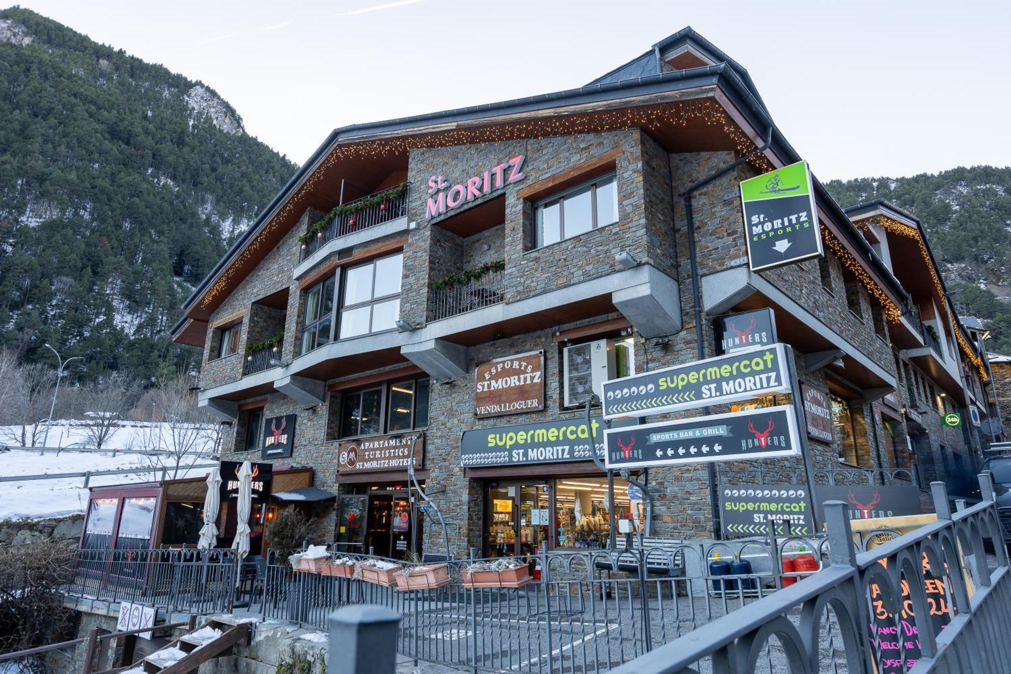 Apartaments Sant Moritz Arinsal Exterior photo