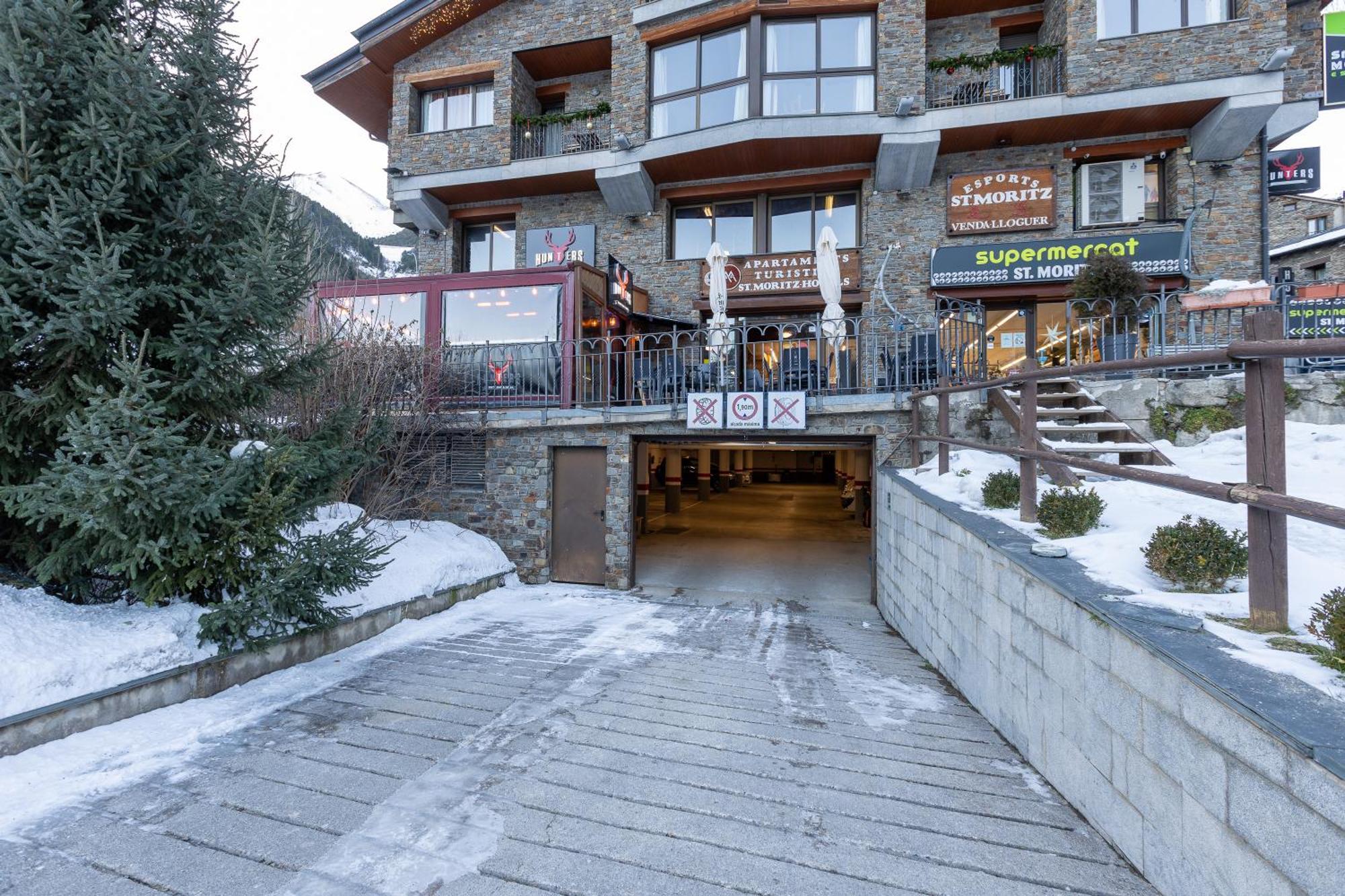 Apartaments Sant Moritz Arinsal Exterior photo
