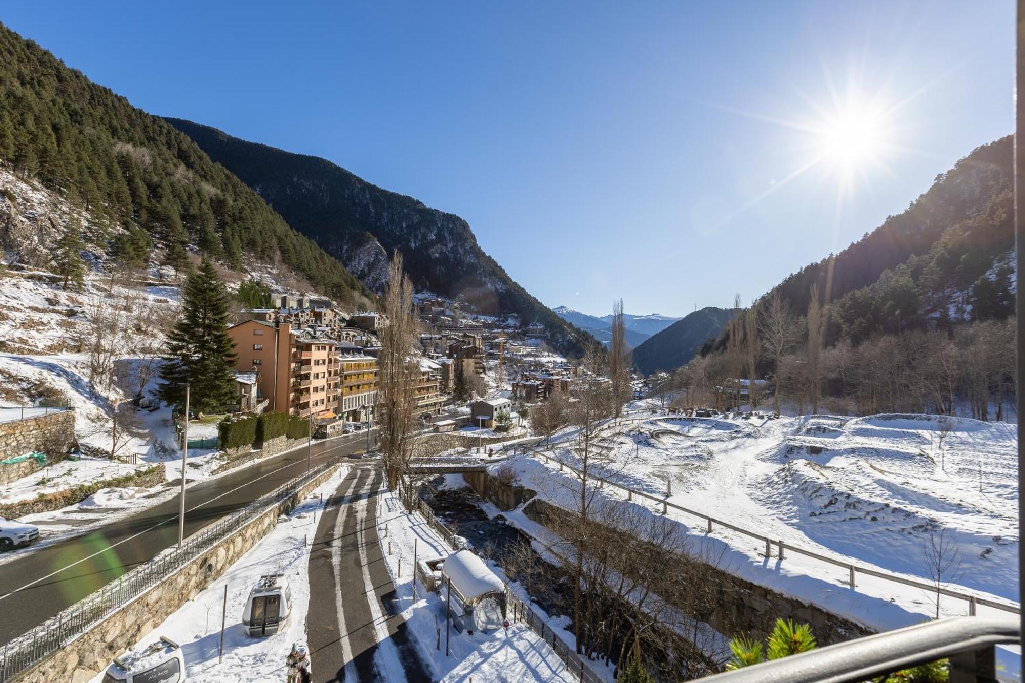 Apartaments Sant Moritz Arinsal Exterior photo