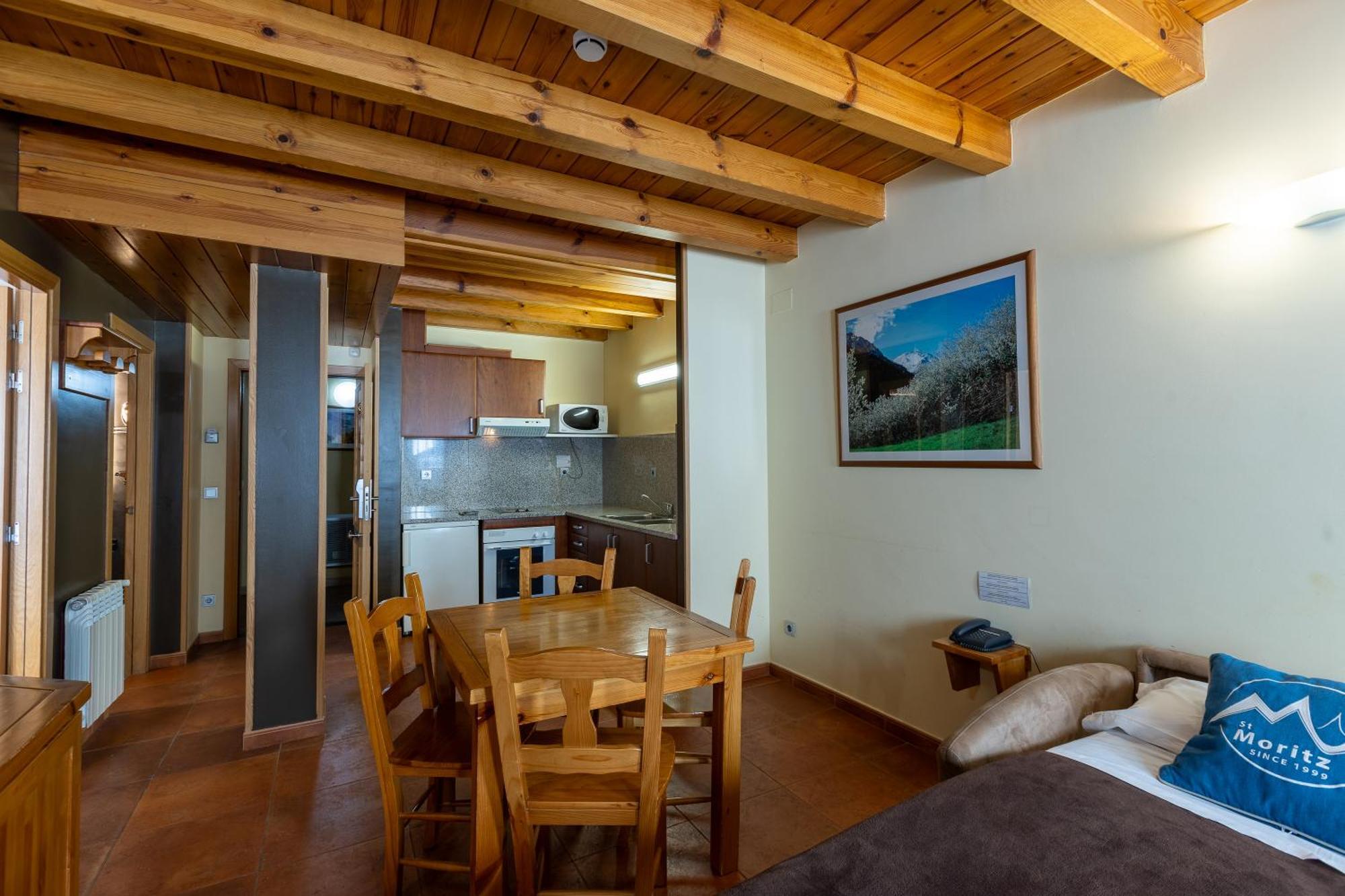Apartaments Sant Moritz Arinsal Exterior photo